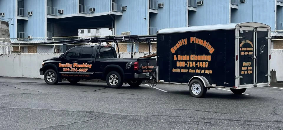 Quality Plumbing & Drain Cleaning - Truck and Trailer